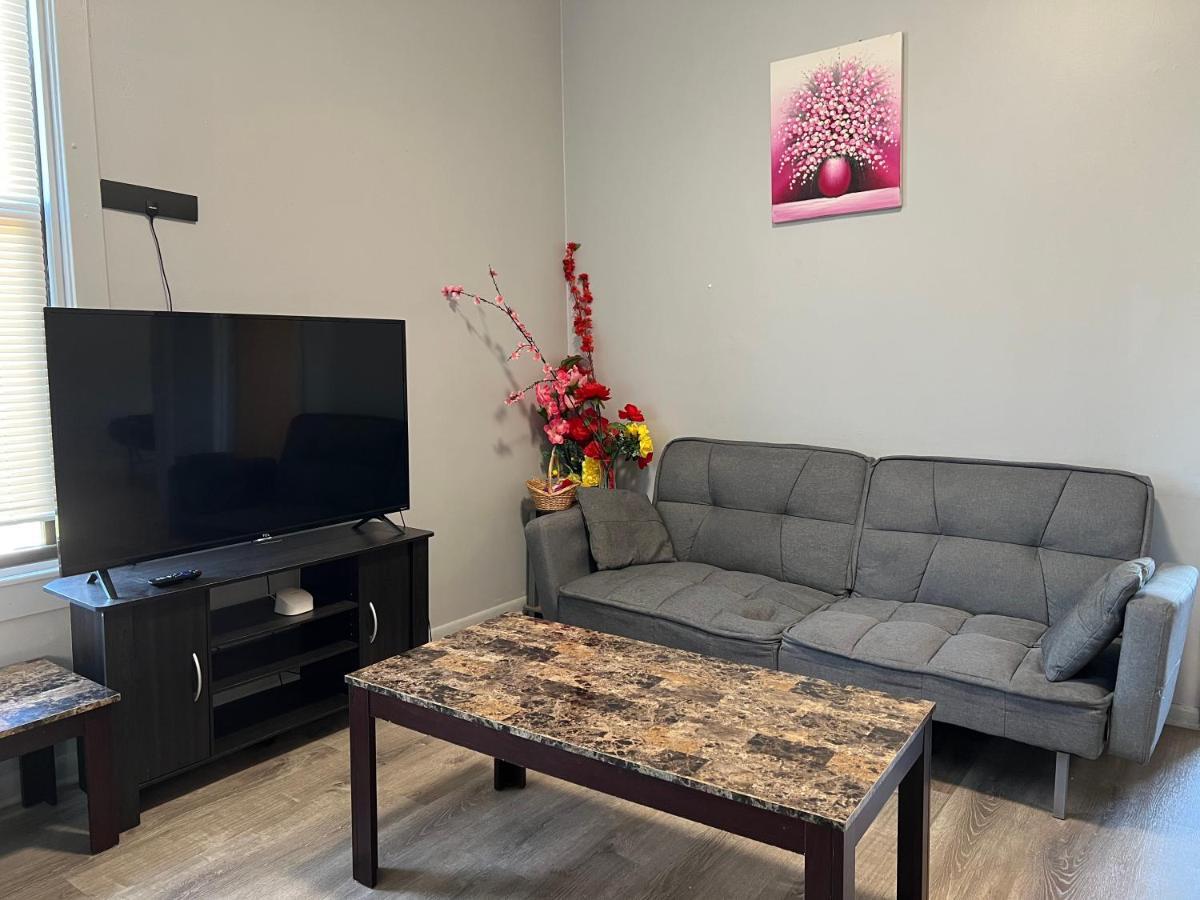 Ethan 3 Rooms Чикаго Екстериор снимка